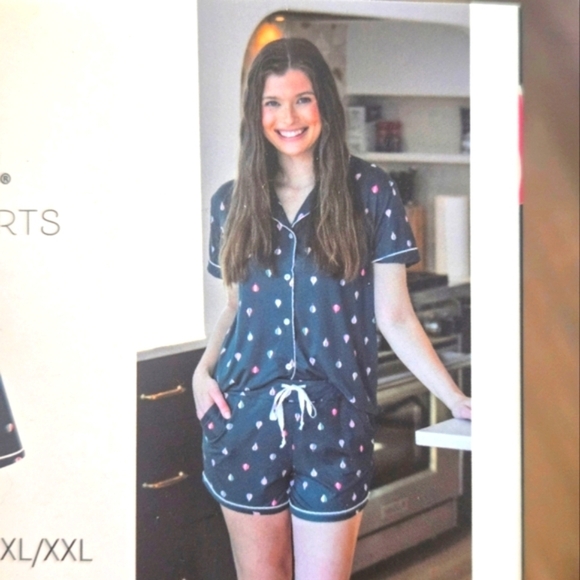 Sleeping wear pajama shorts - Picture 2 of 12